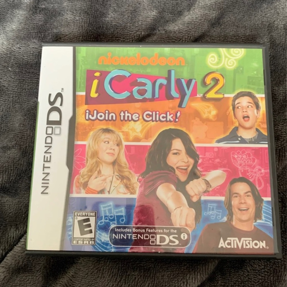iCarly 2 Ds FAST DAY SHIPPING